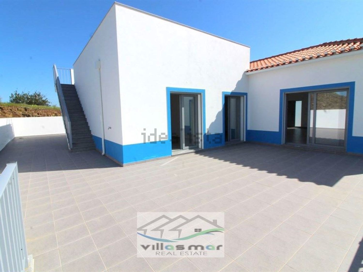 小楼房或独栋别墅出售在Centro de Castro Marim - 外立面