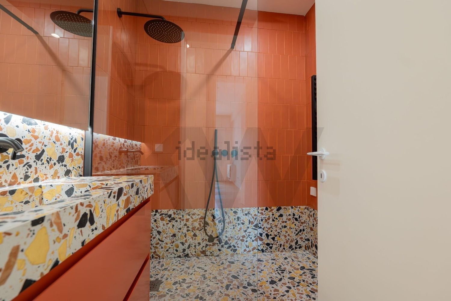 公寓 t3出售在Avenida Columbano Bordalo Pinheiro s/n - 卫生间