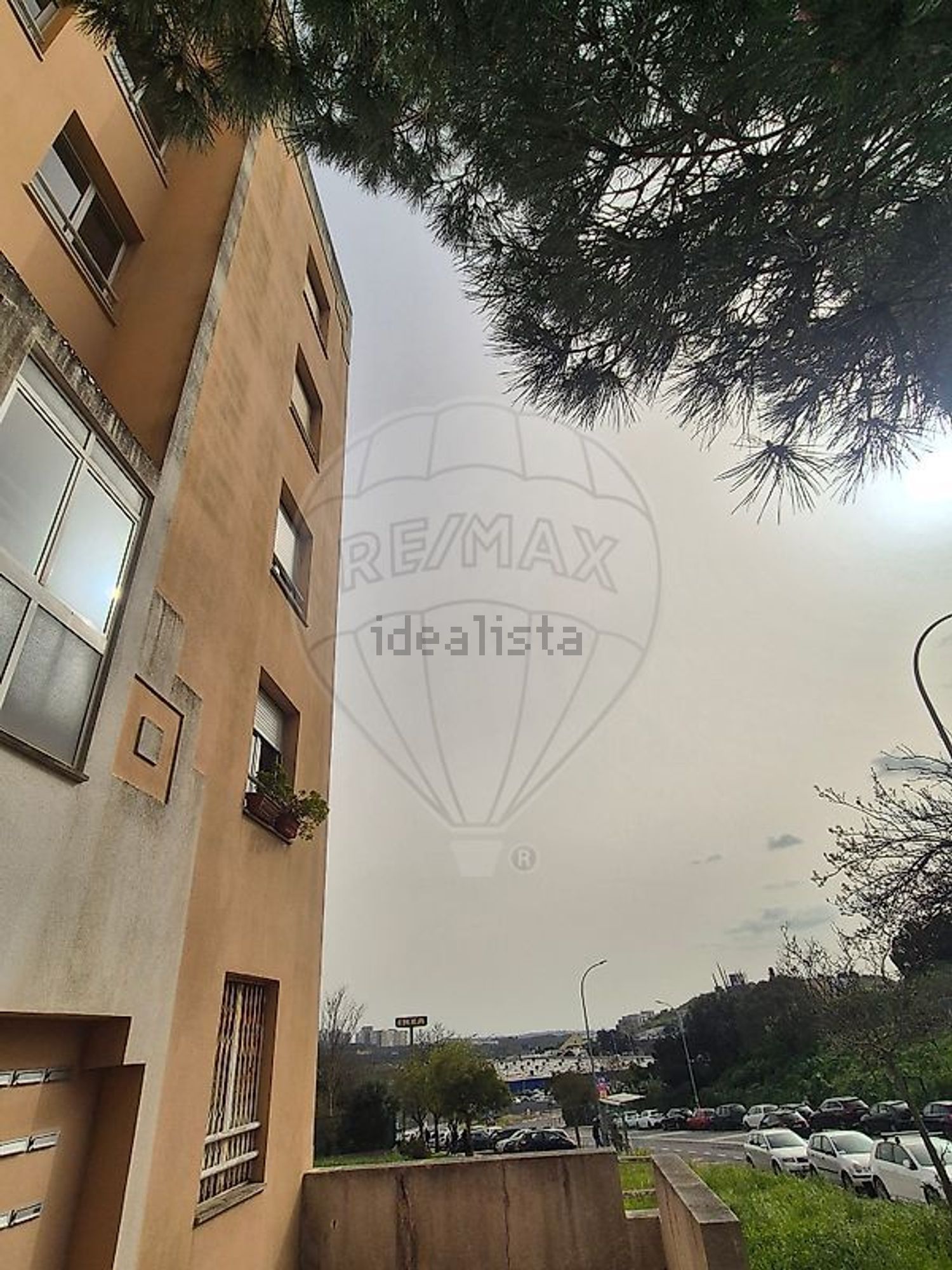 公寓 t3出售在Estrada do Zambujal - 视线