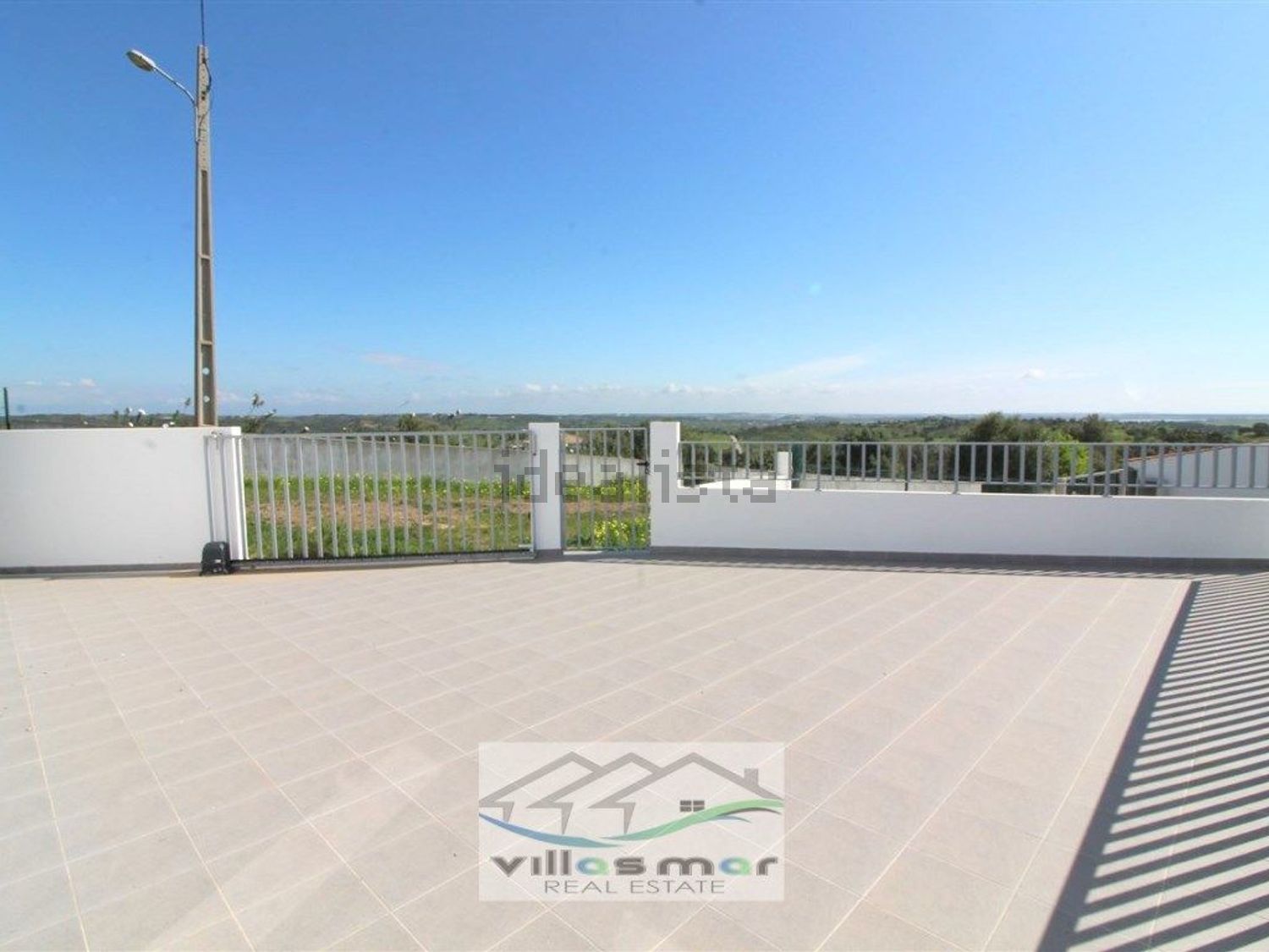 小楼房或独栋别墅出售在Centro de Castro Marim - 阳台