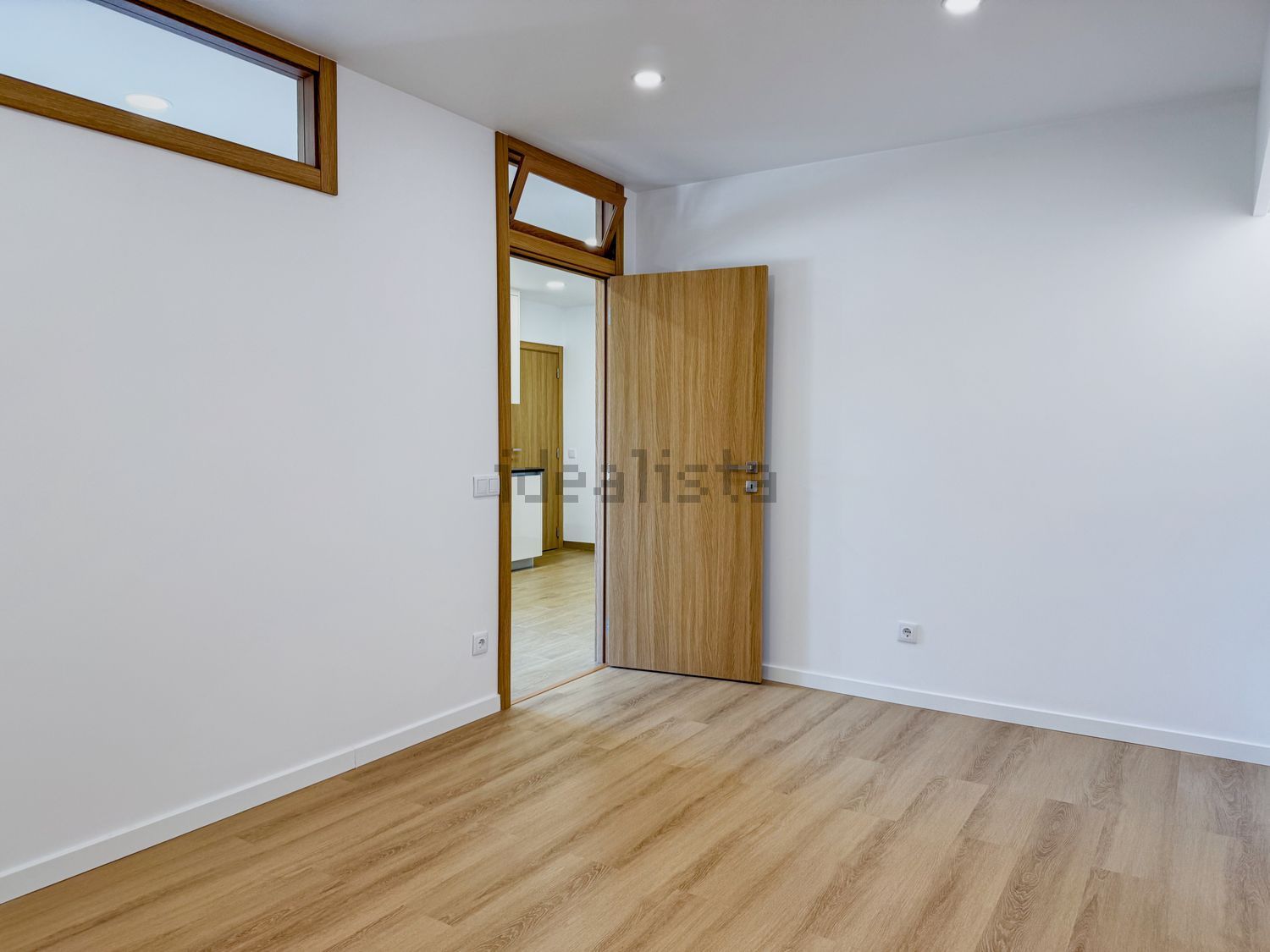 公寓 t1出售在Avenida Dom Nuno Álvares Pereira, 235 nCentroComercialEstrelaDOuro - 居住