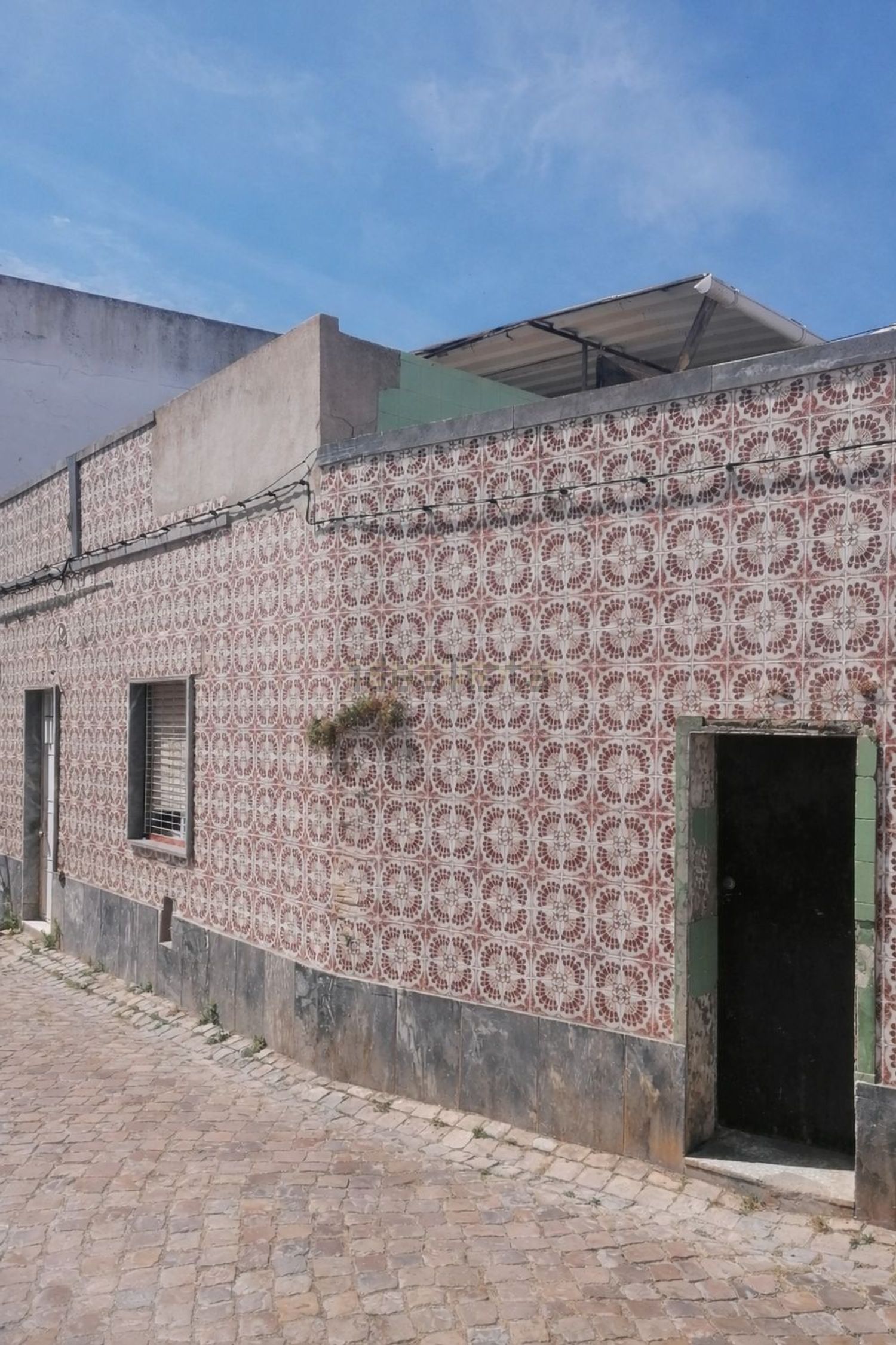 联排别墅出售在Rua Marechal Gomes da Costa, 5 - 外立面