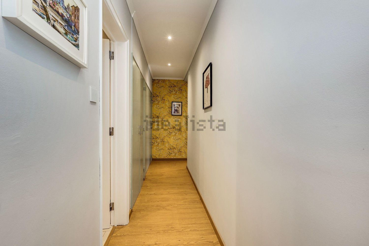 公寓 t2出售在Avenida Santo António de Tercena, 24 - 过道