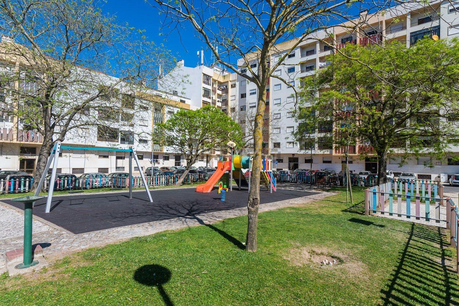公寓 t2出售在Praça Cidade de Omura, 1 - 照片