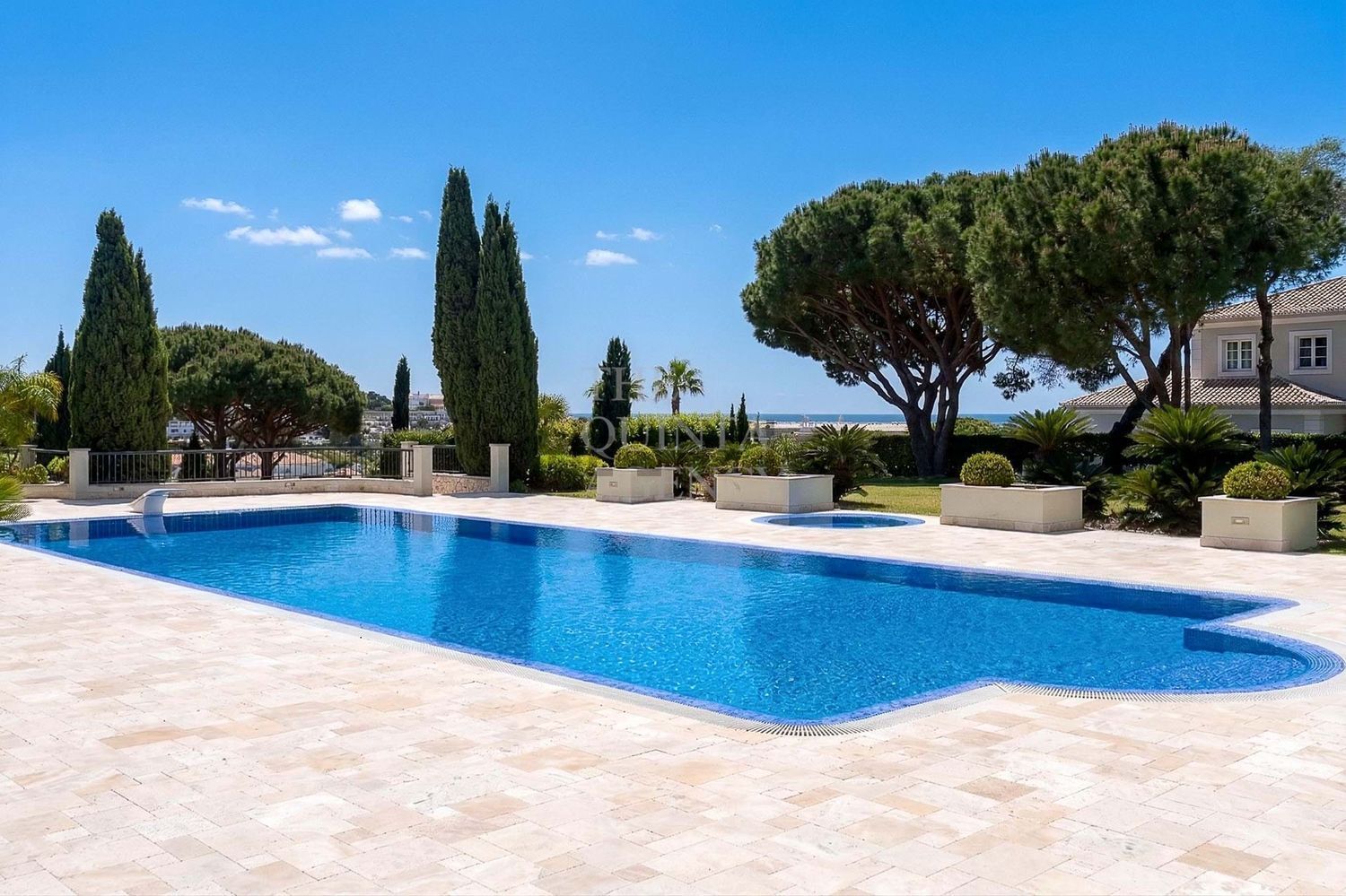 小楼房或别墅出售在Quinta do Lago - Pinheiros Altos - 游泳池