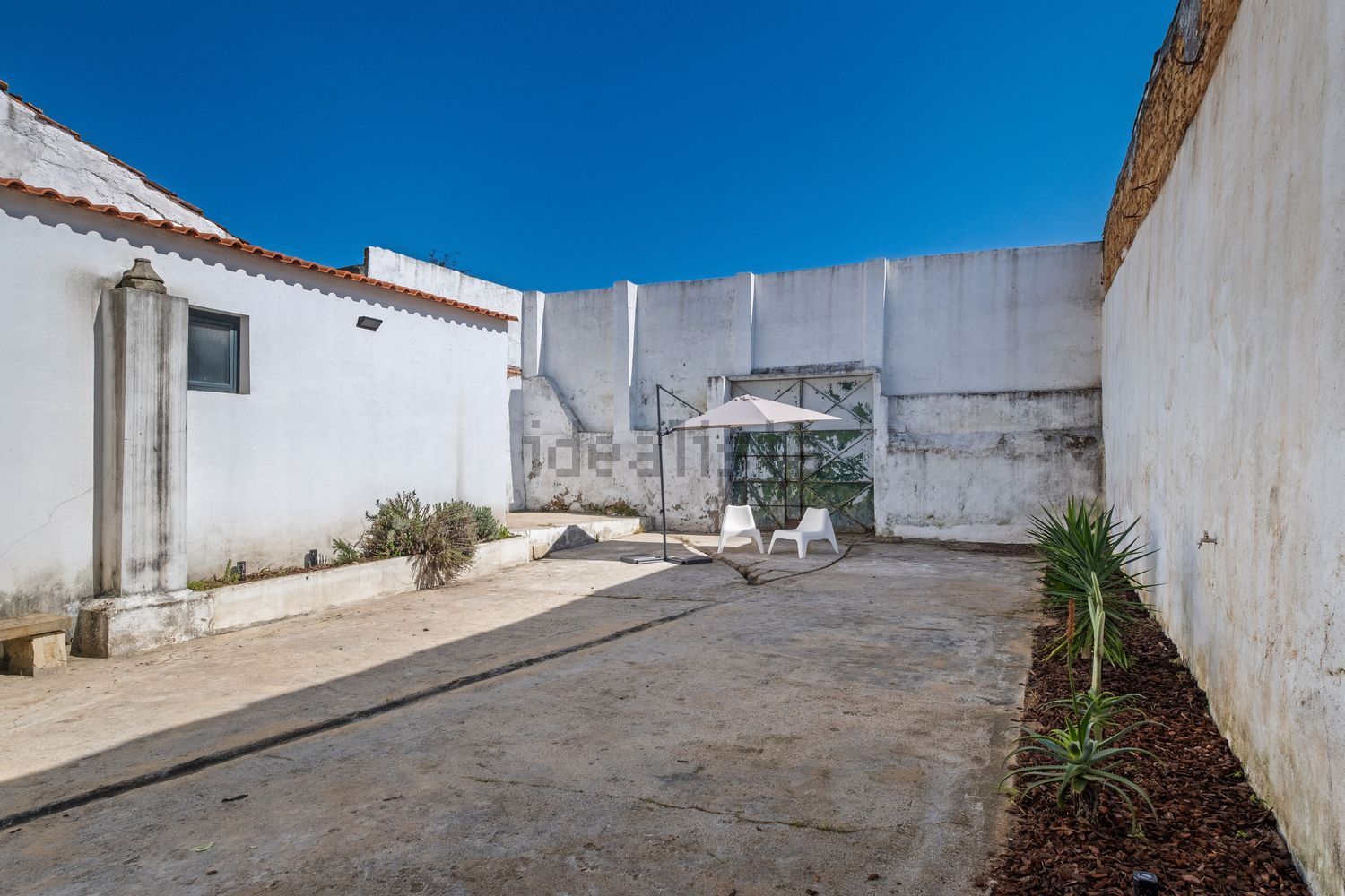 联排别墅出售在Rua São Gião, 34 - 花园