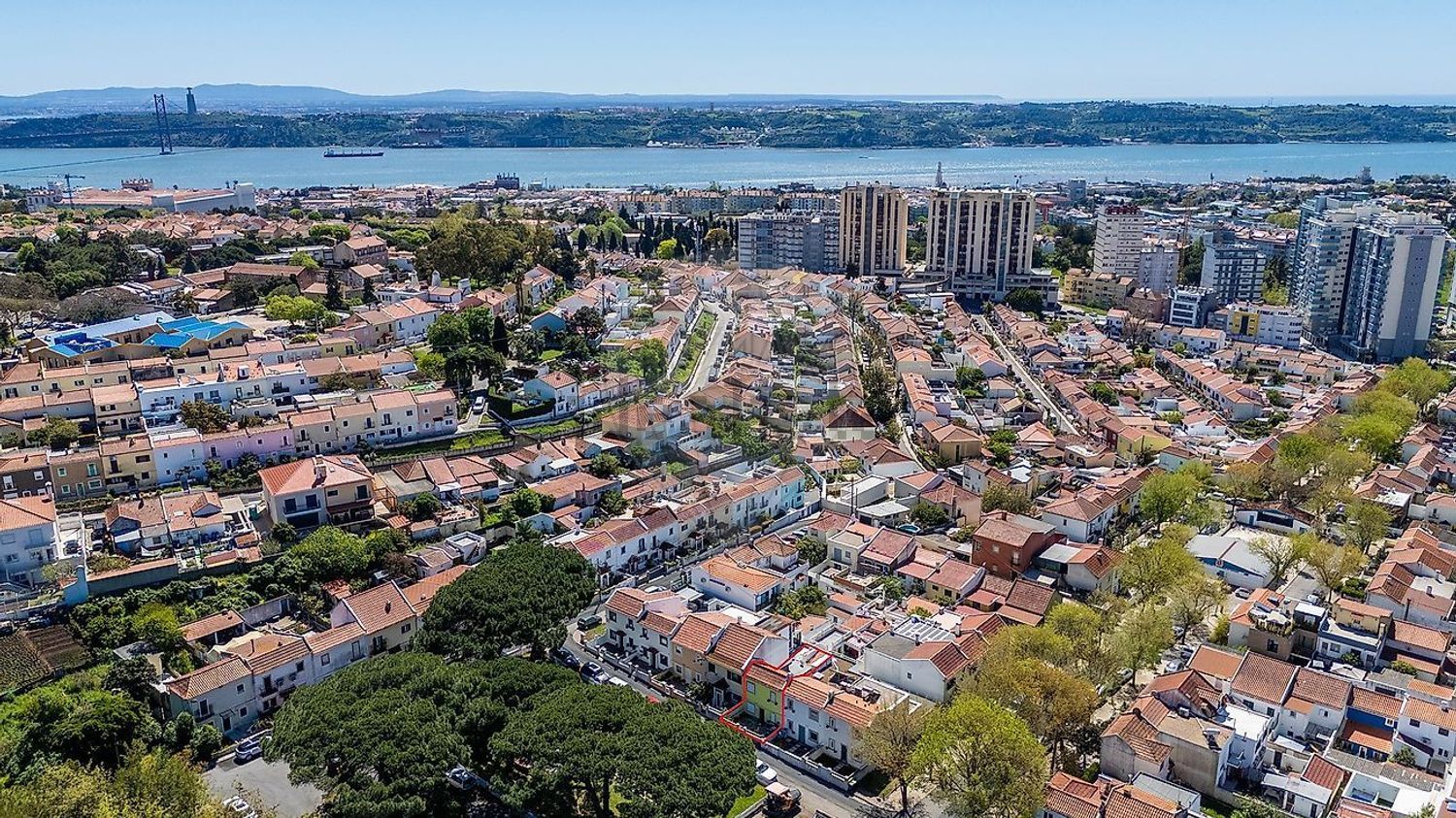 小楼房或独栋别墅出售Calçada da Ajuda - 视线