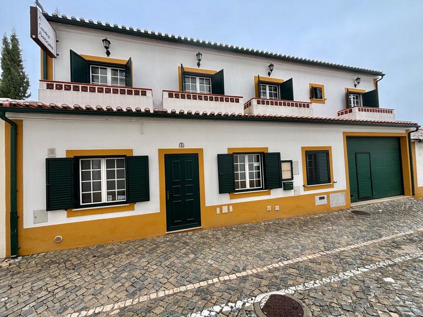联排别墅出售在Rua Francisco de Sousa Terré, 5
