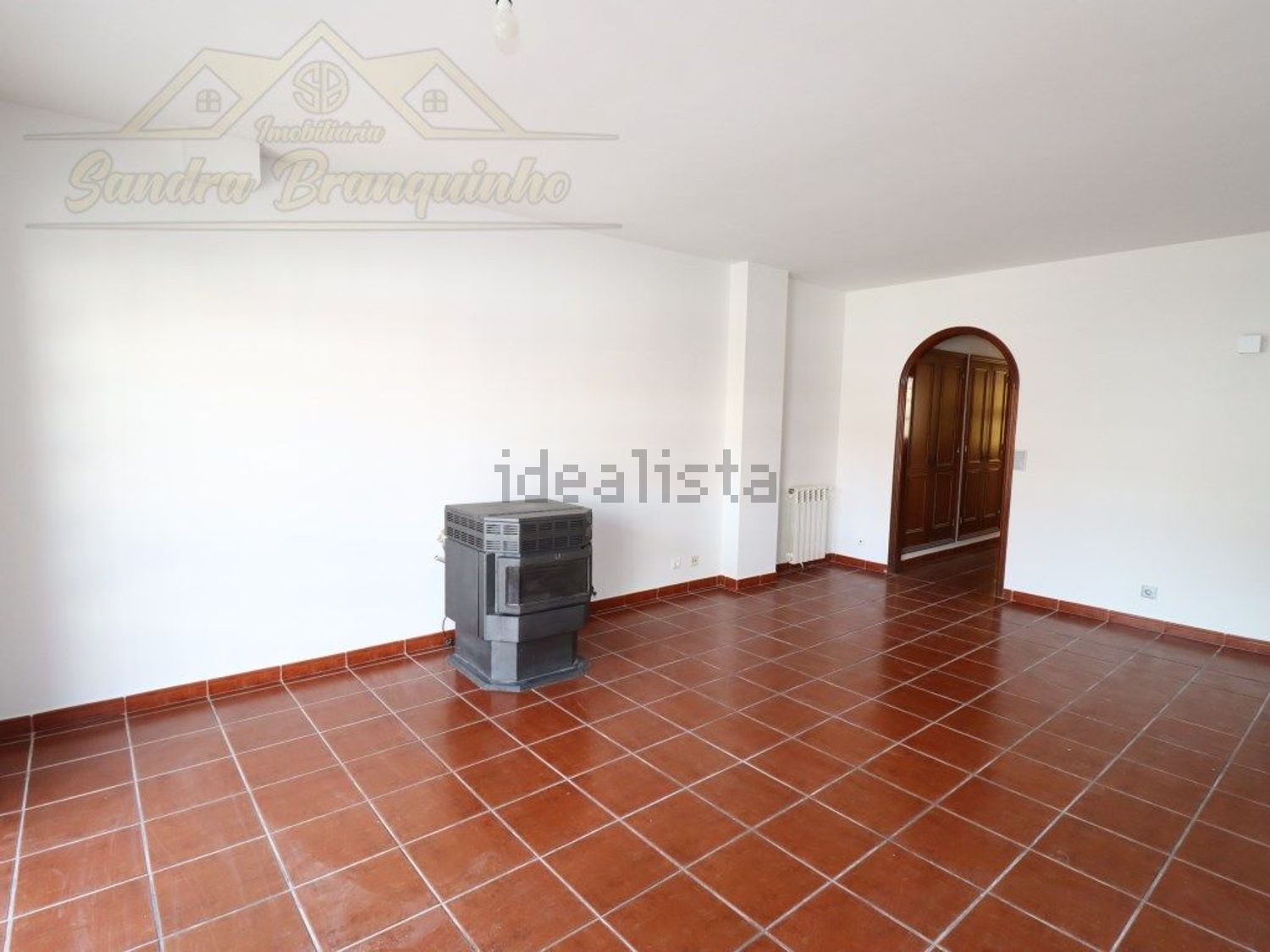 出租公寓 t3在Avenida António Maria Jalles, 100 - 居住