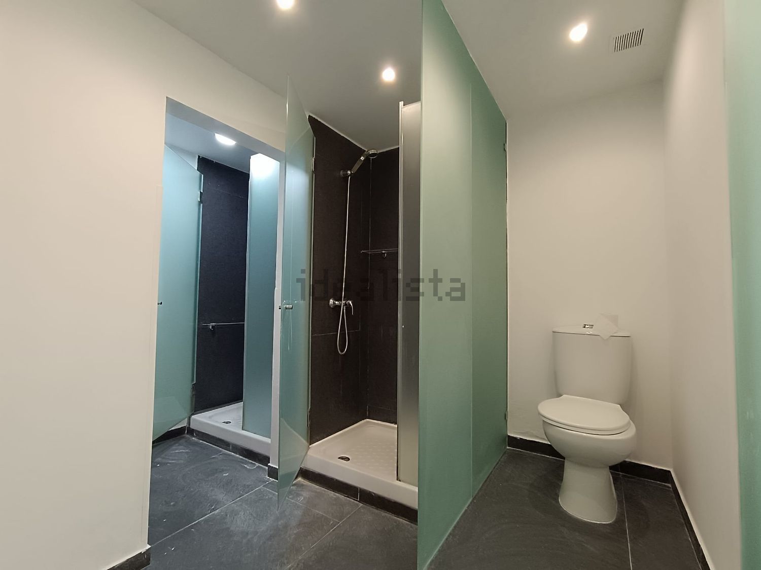 出租公寓 t5在Avenida de Berna, 35 - 卫生间