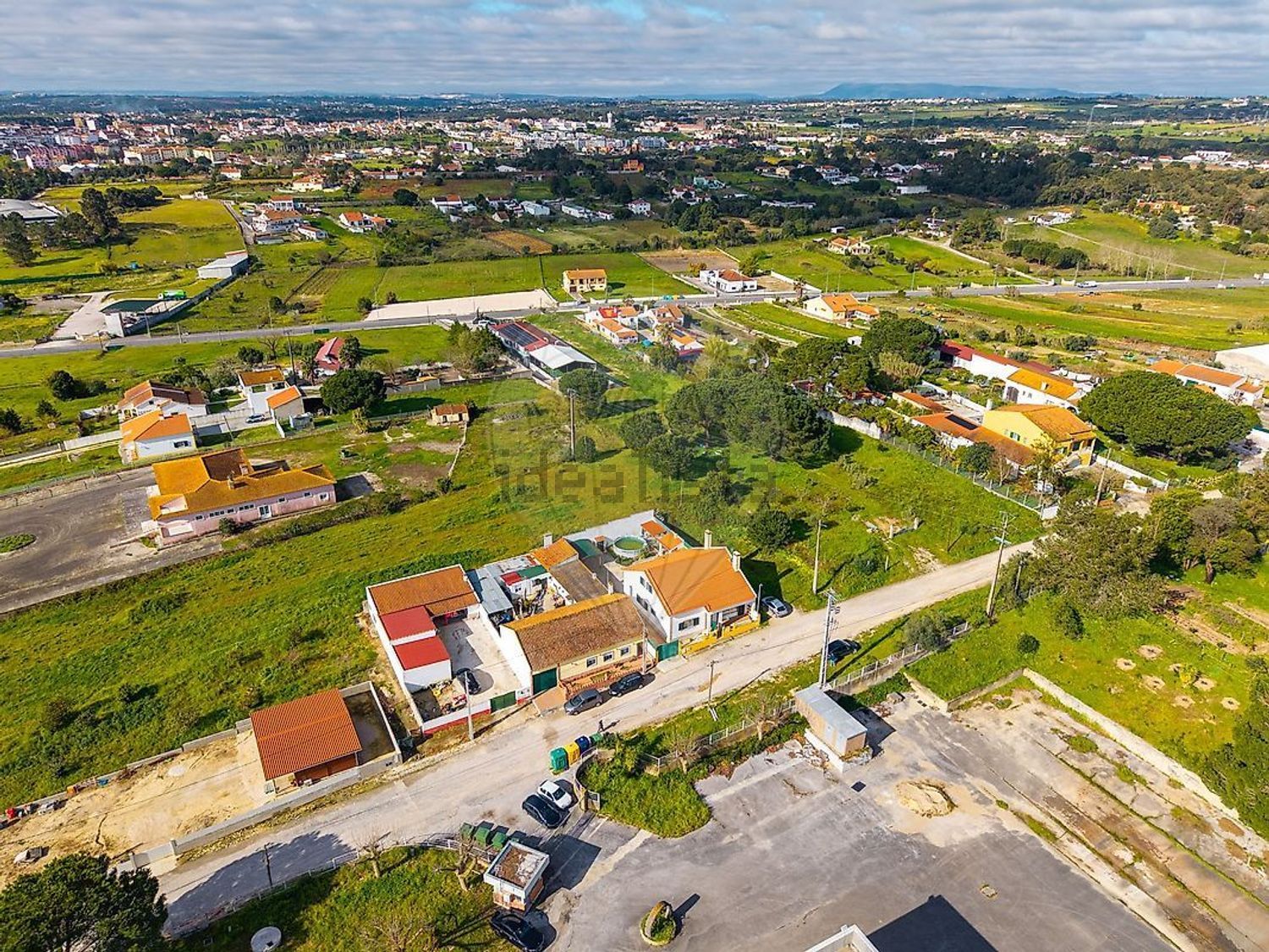 小楼房或独栋别墅出售在Estrada Sem Nome - 视线