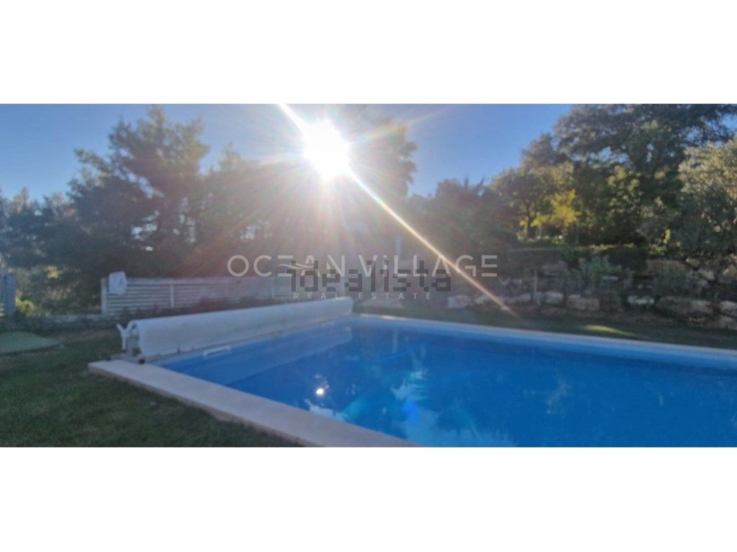 小楼房或独栋别墅出售在Moncarapacho e Fuseta - 游泳池