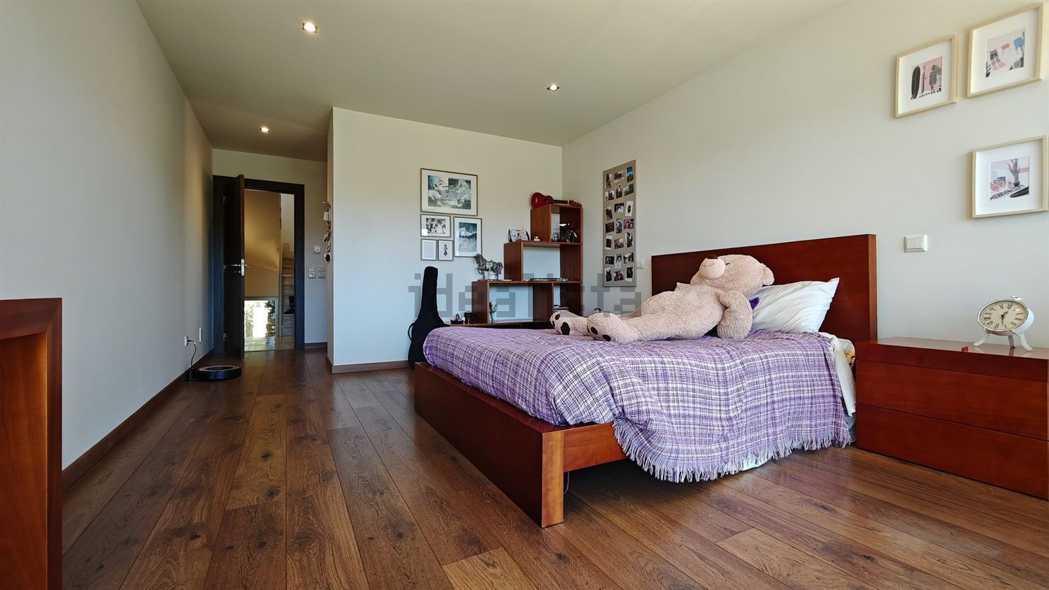 小楼房或独栋别墅出售Urbanização Vale da Ursa, 6 - 卧室