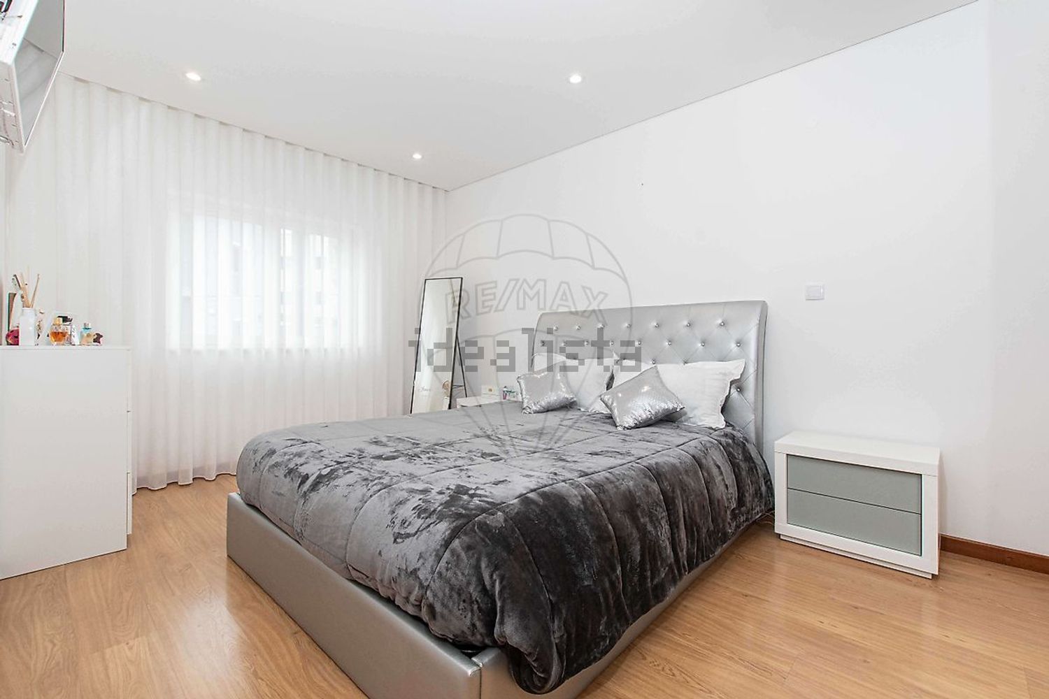 小楼房或独栋别墅出售在Rua 4 de Outubro - 卧室