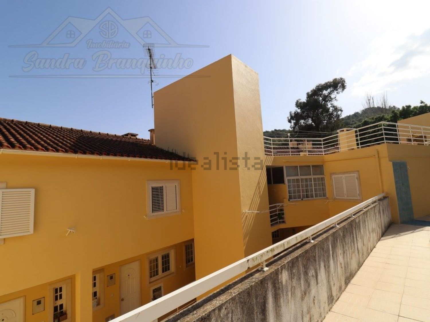 出租公寓 t3在Avenida António Maria Jalles, 100 - 阳台