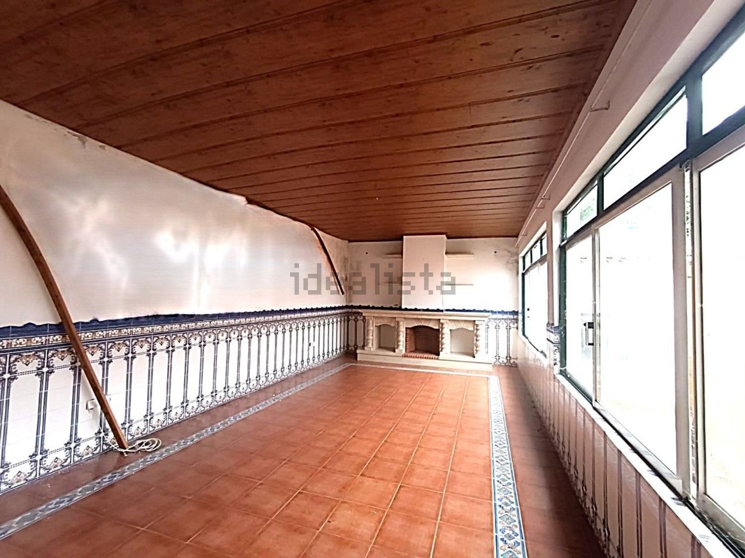 小楼房或独栋别墅出售在São Miguel do Rio Torto e Rossio ao Sul do Tejo - 阳台