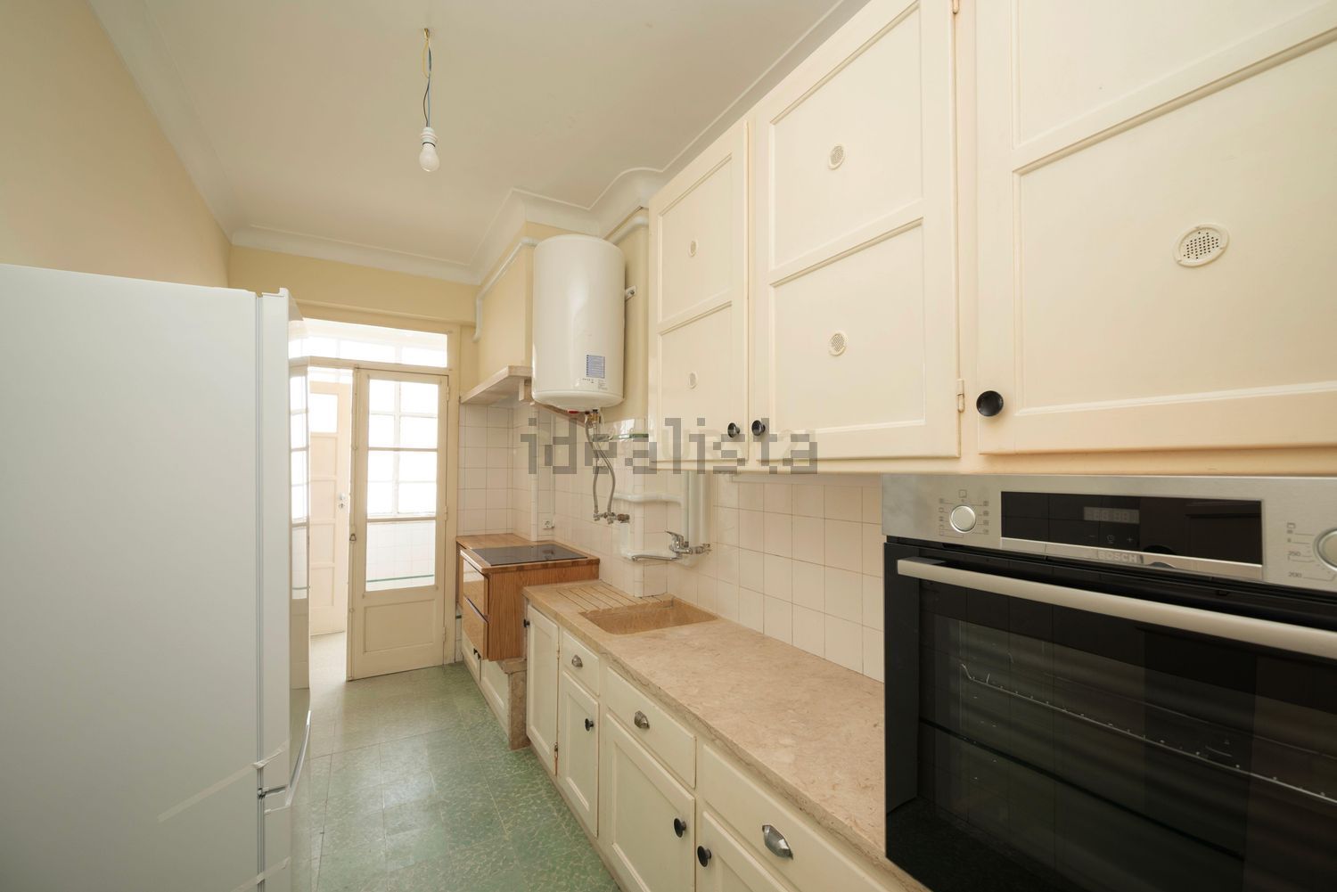 公寓 t2出售在Rua Gonçalves Crespo, 6 - 厨房