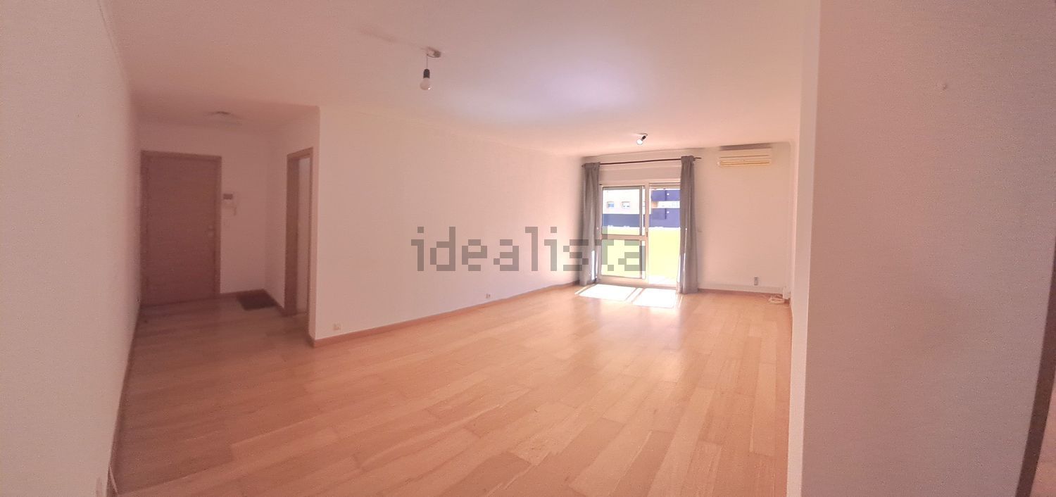 出租公寓 t2在Avenida Marechal Francisco da Costa Gomes - 客厅