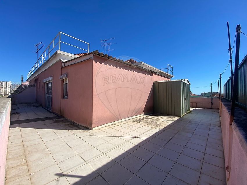 公寓 t1出售在Avenida João XXI