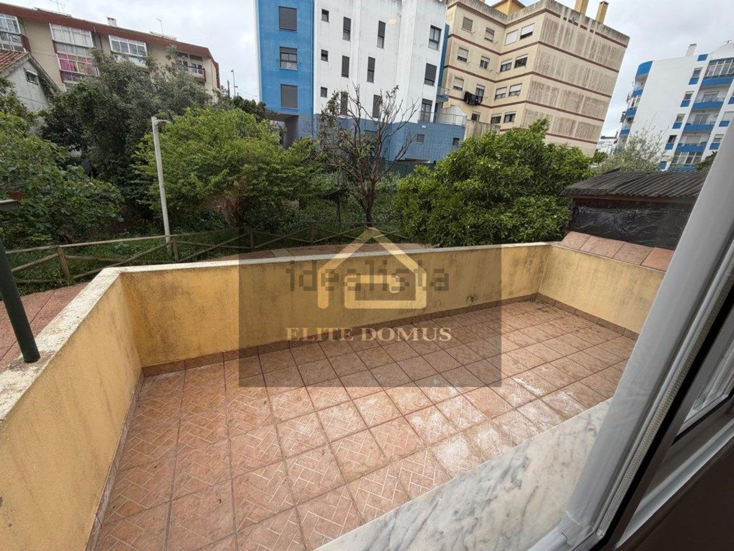 公寓 t2出售在Rua Campos Monteiro - 阳台