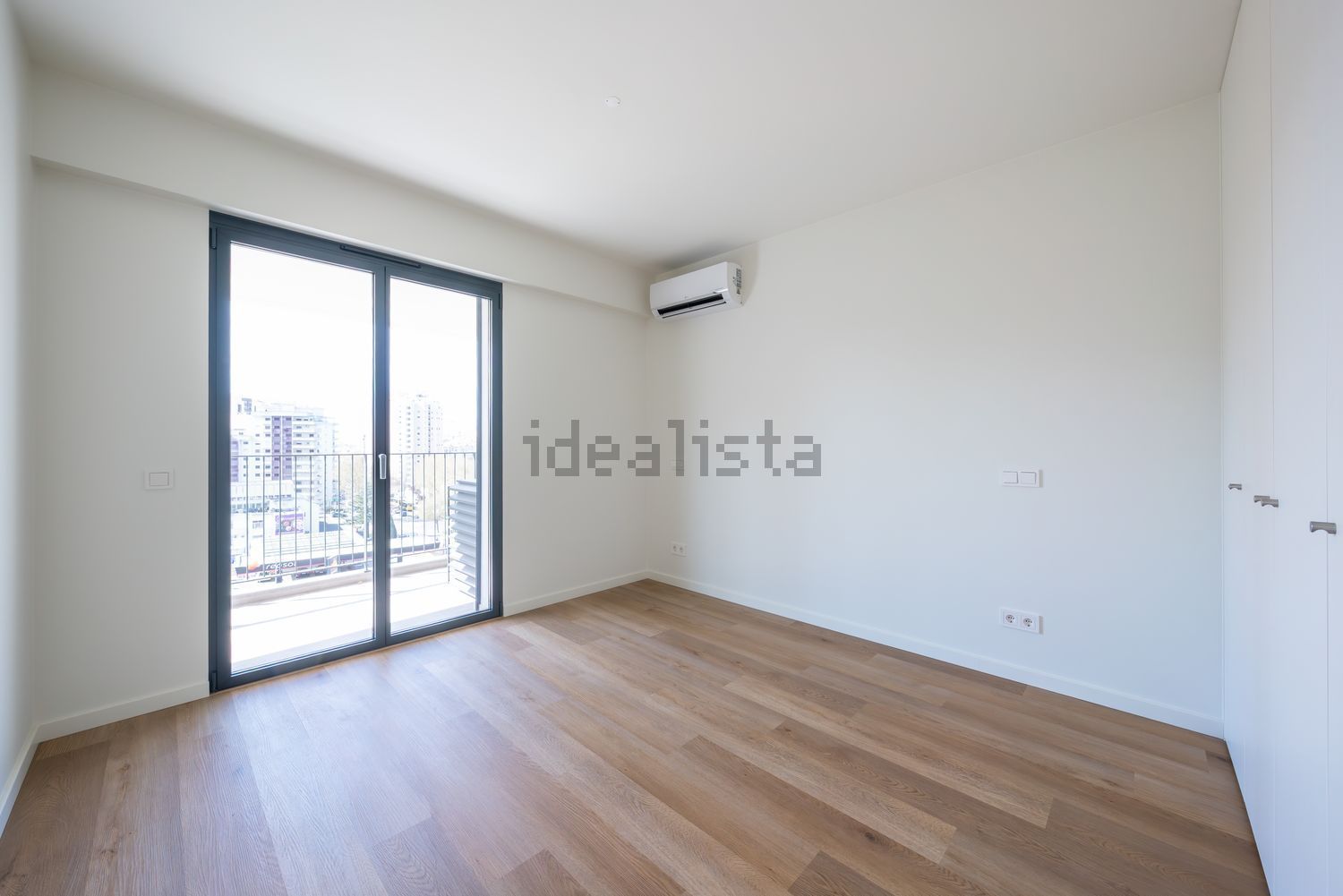 出租公寓 t2在Rua Amadeu de Sousa Cardoso, 3 - 卧室