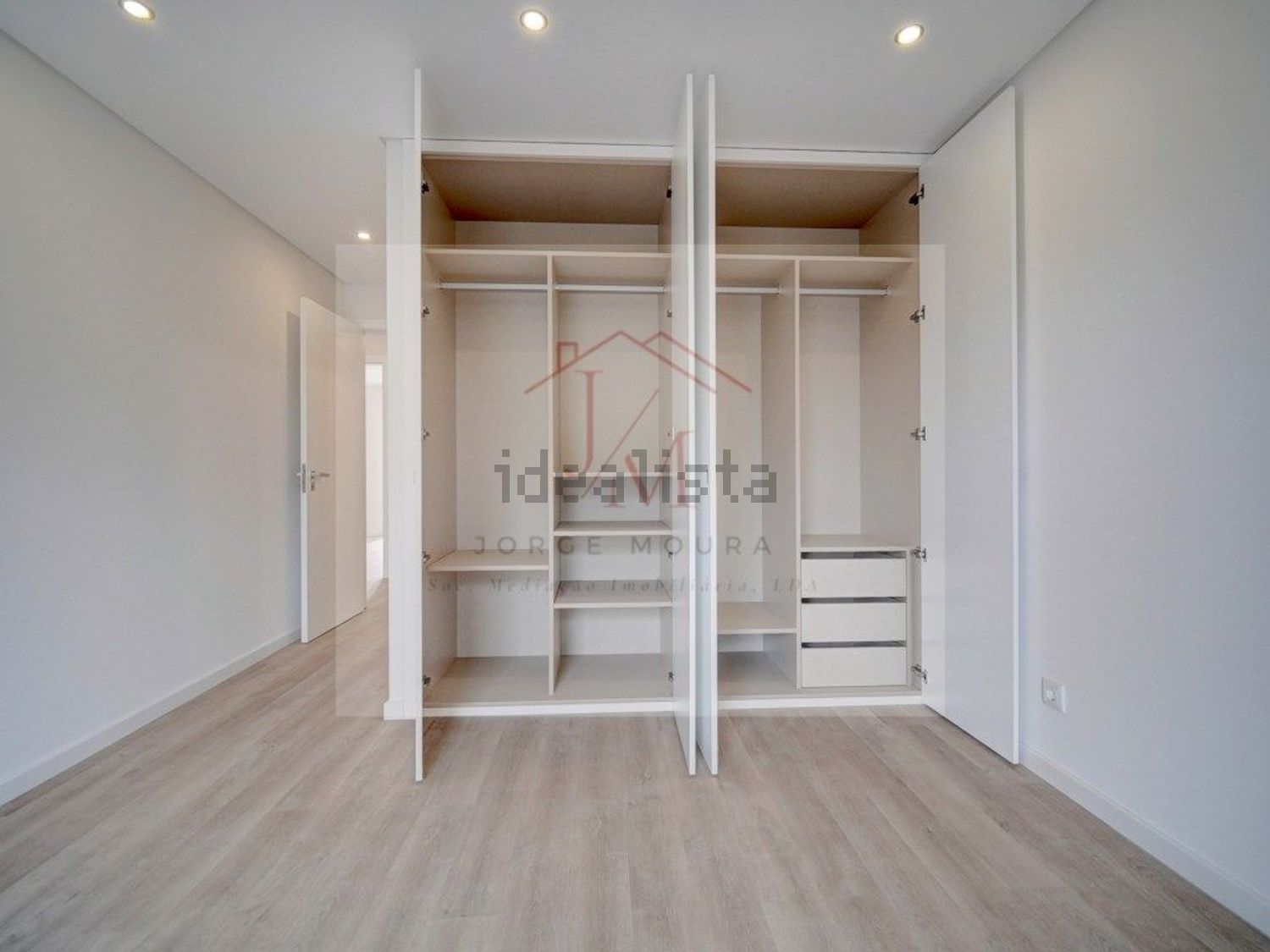 公寓 t3出售在Praceta José Figueiredo Fonseca - 试衣间