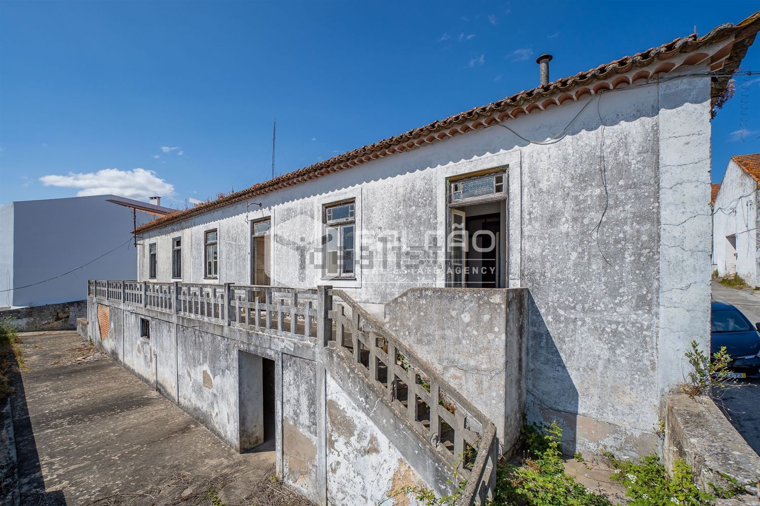 小楼房或独栋别墅出售在Cidade de Santarém - 外立面