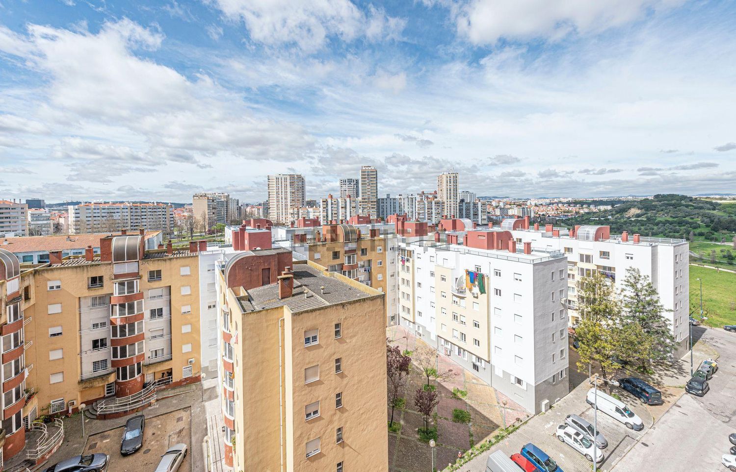 公寓 t1出售在Avenida Engenheiro Arantes e Oliveira, 21 - 照片