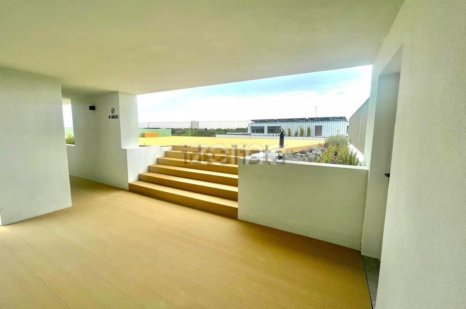 公寓 t2出售在Rua Coronel José Núncio, 7 - 共同区域