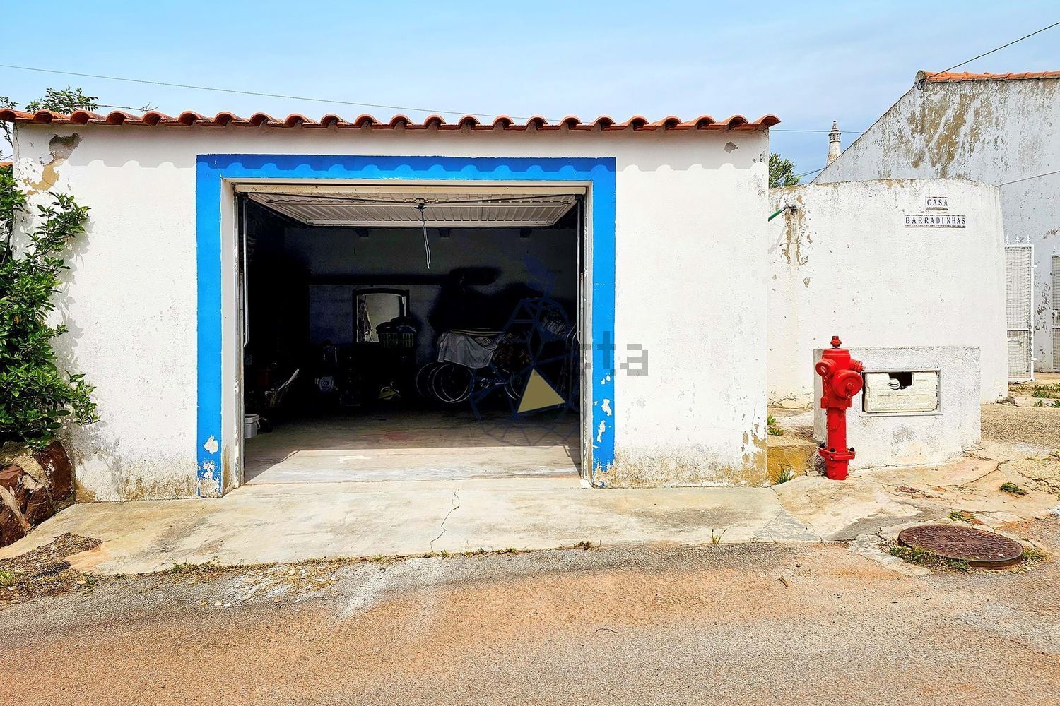 小楼房或独栋别墅出售Vale Fuzeiros - 停车位