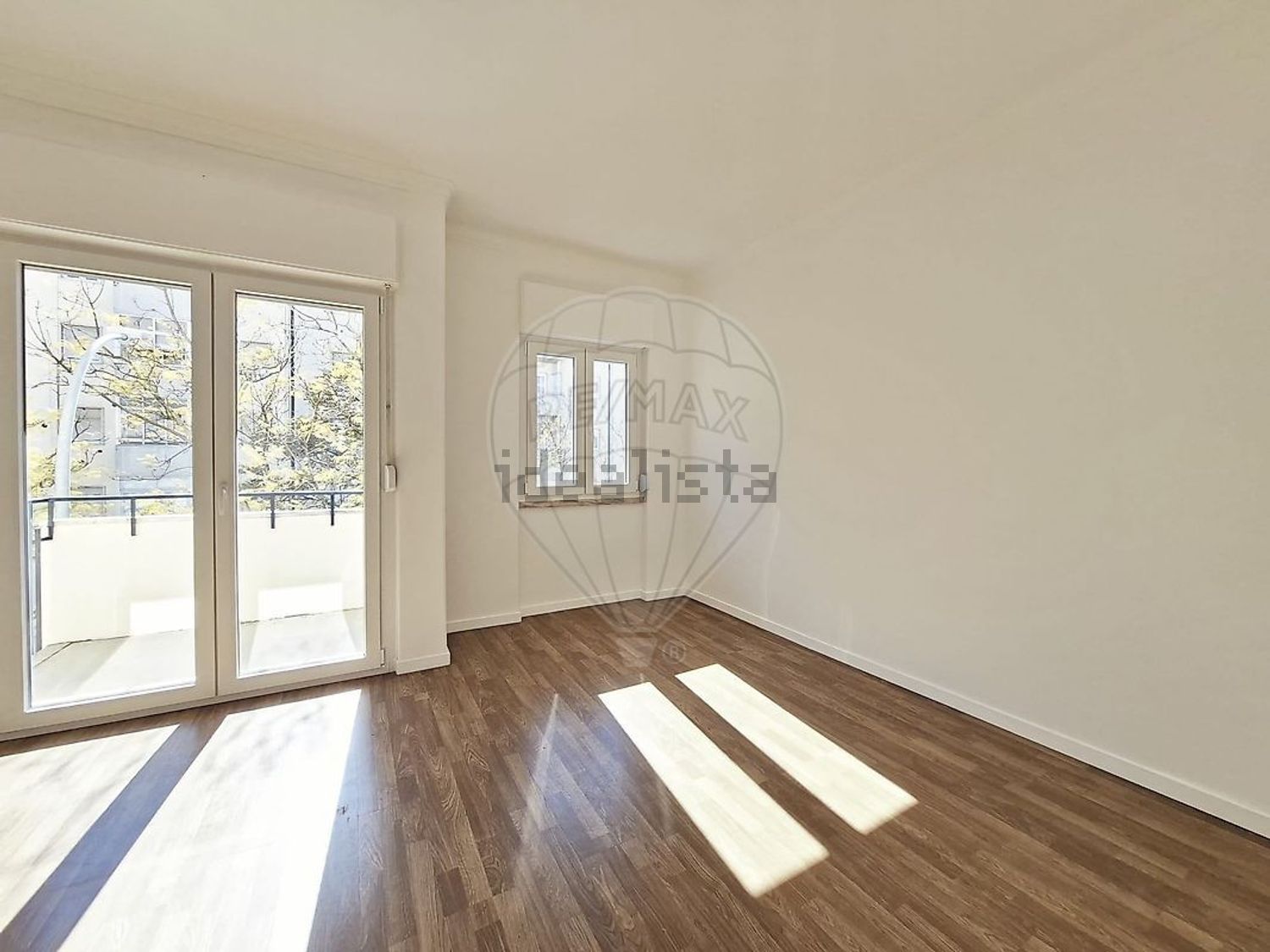出租公寓 t2在Avenida dos Hospitais Civis de Lisboa - 居住
