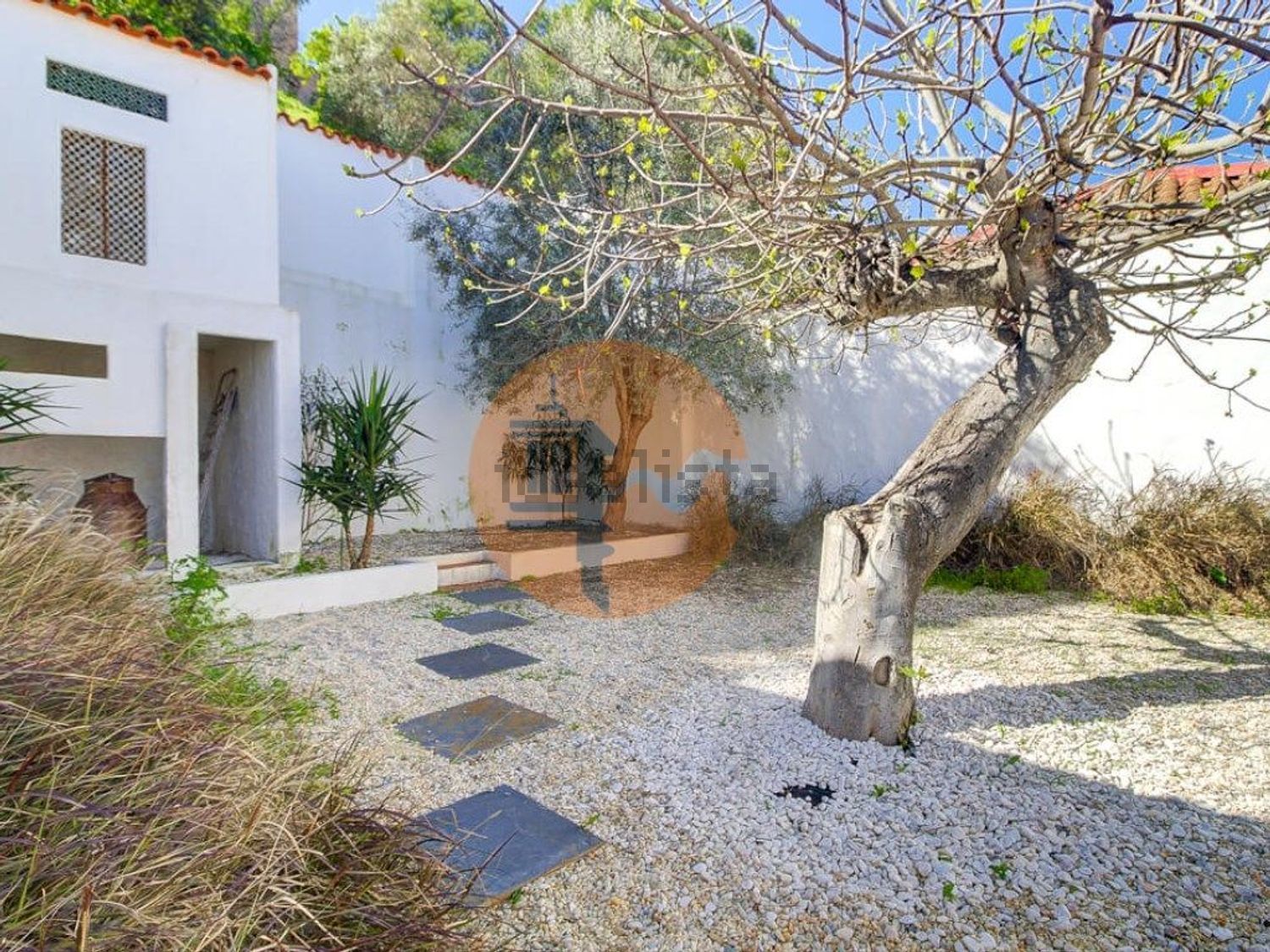 公寓 t2出售在Rua João da Guarda Cabreira, 28 - 外立面
