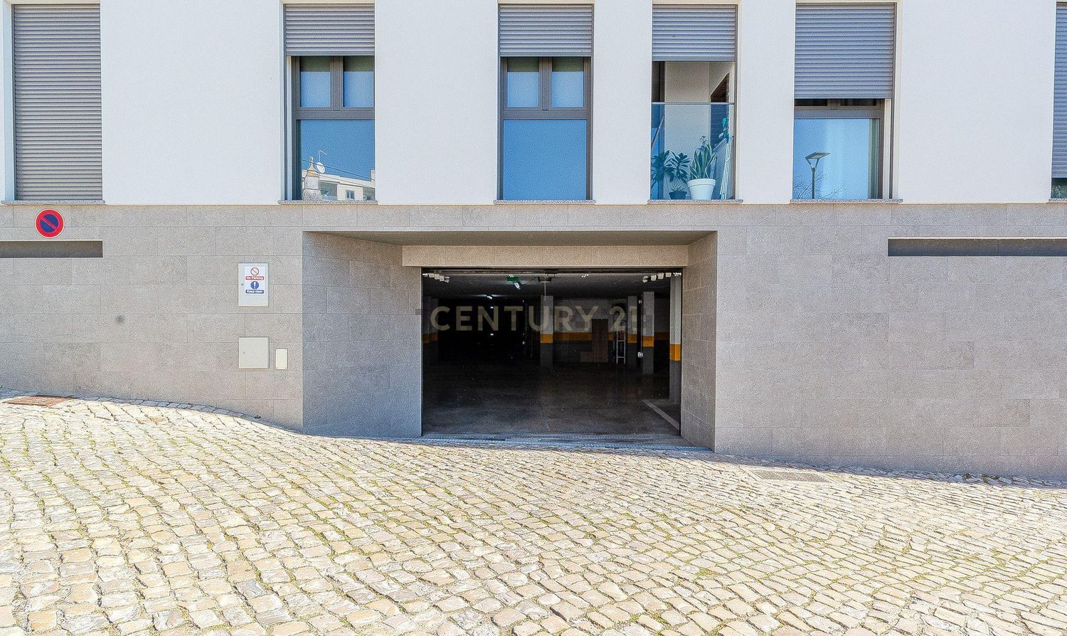 公寓 t3出售在Rua Infante Dom Henrique, 12 a - 外立面