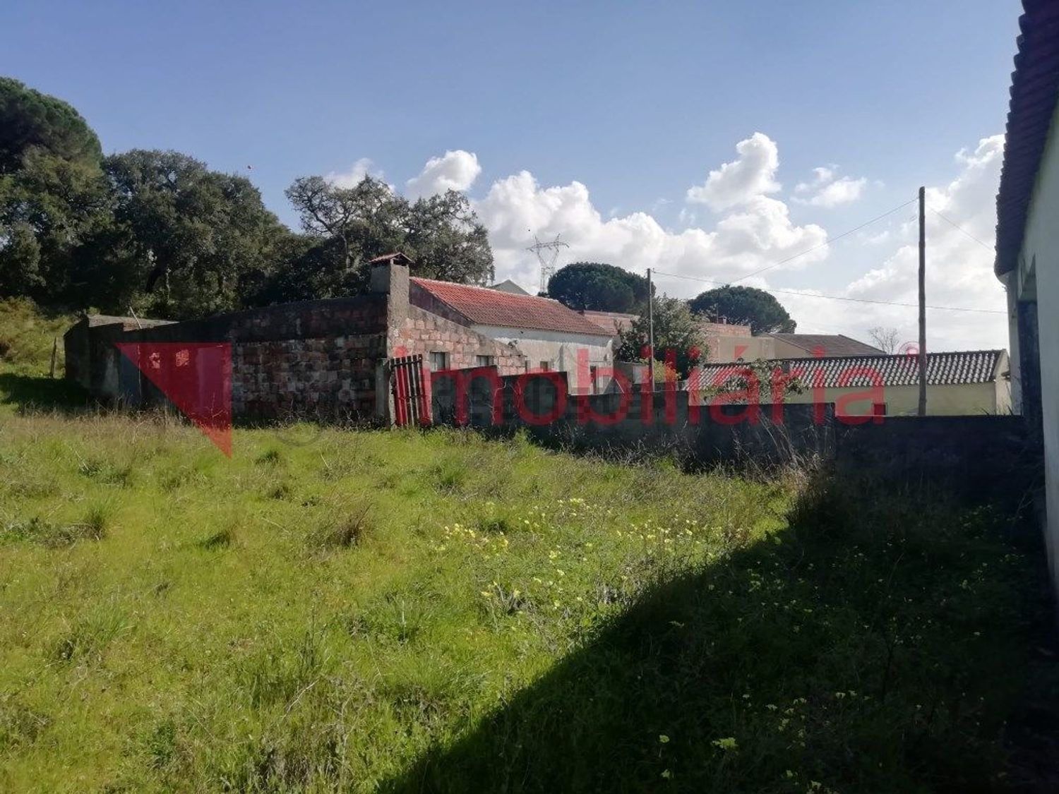 小楼房或独栋别墅出售在Abrigada e Cabanas de Torres - 花园