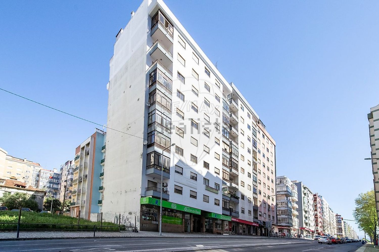 公寓 t2出售在Avenida Dom Nuno Álvares Pereira - 视线