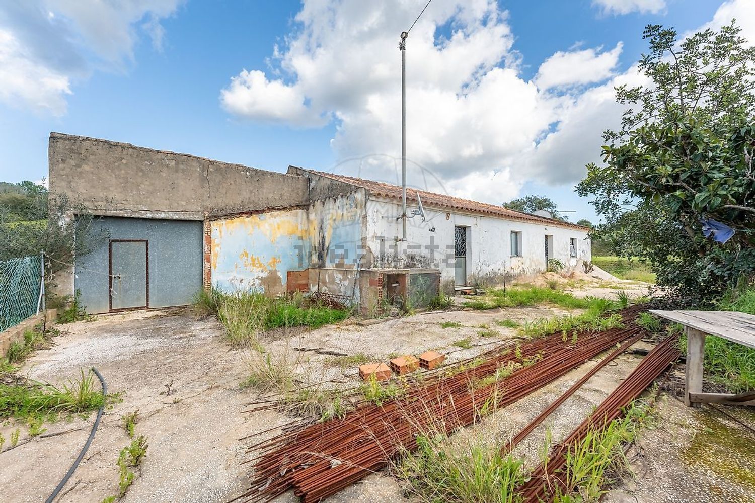 小楼房或独栋别墅出售在Zona do Autódromo do Algarve - 外立面