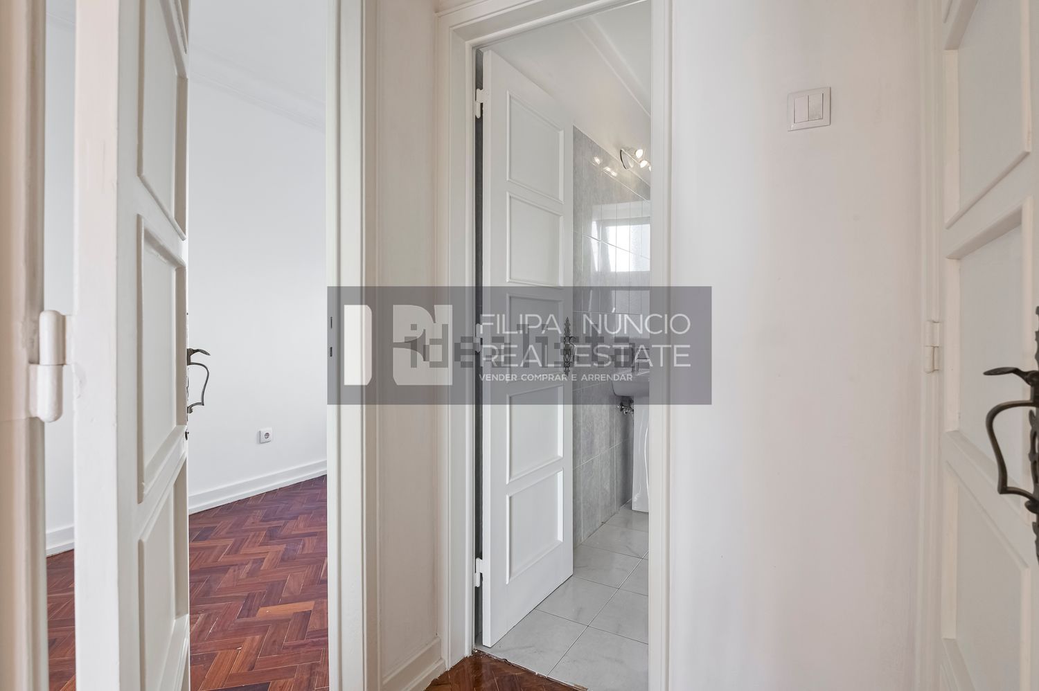 出租公寓 t4在Rua 1º de Maio - 前厅