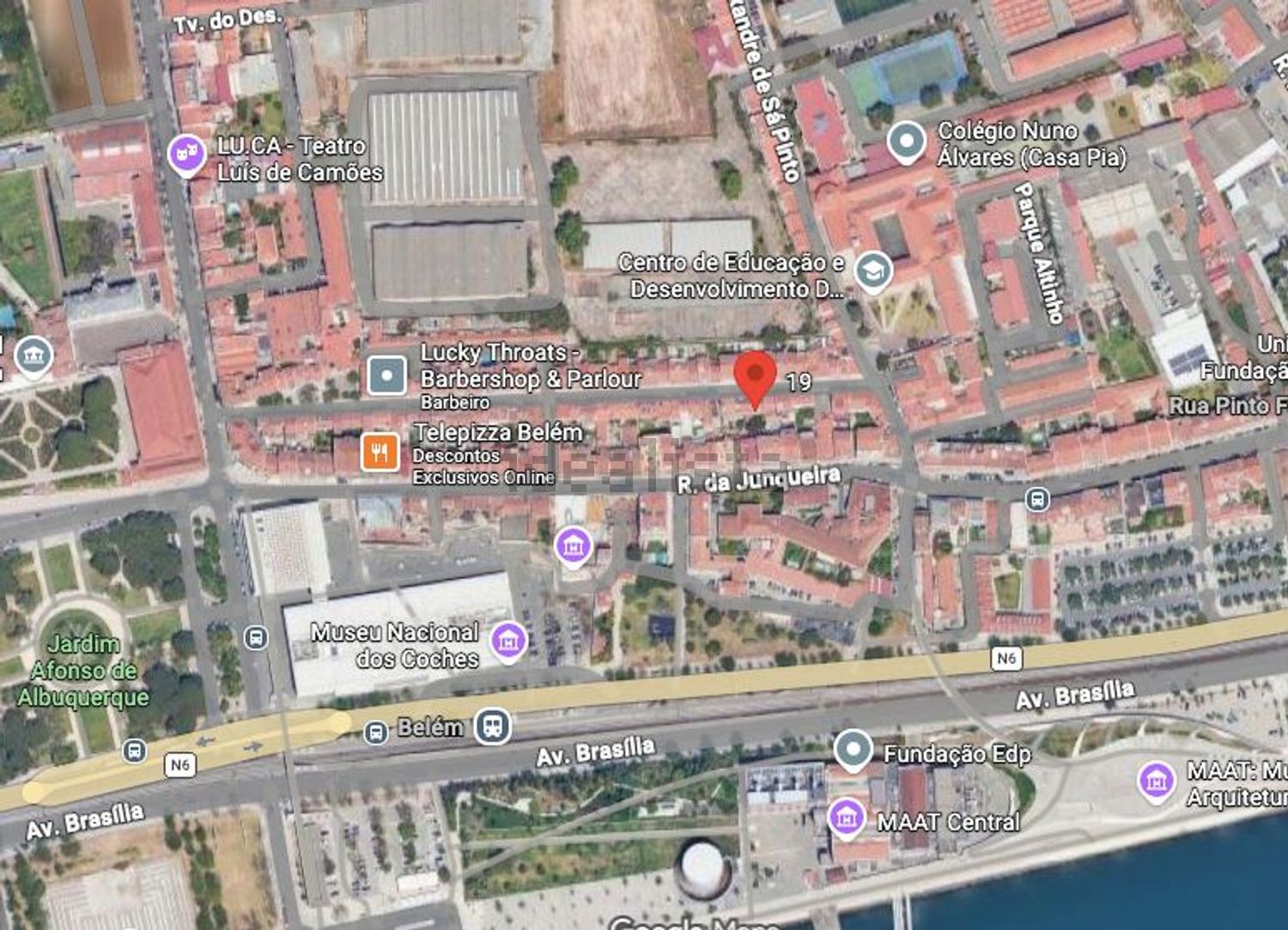 双拼别墅出售在Rua do Embaixador, 19 - 视线