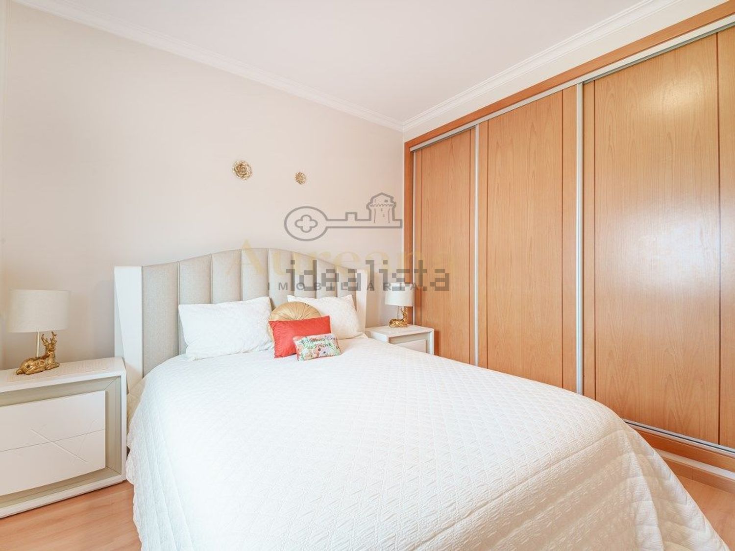 小楼房或独栋别墅出售在Fátima - 卧室