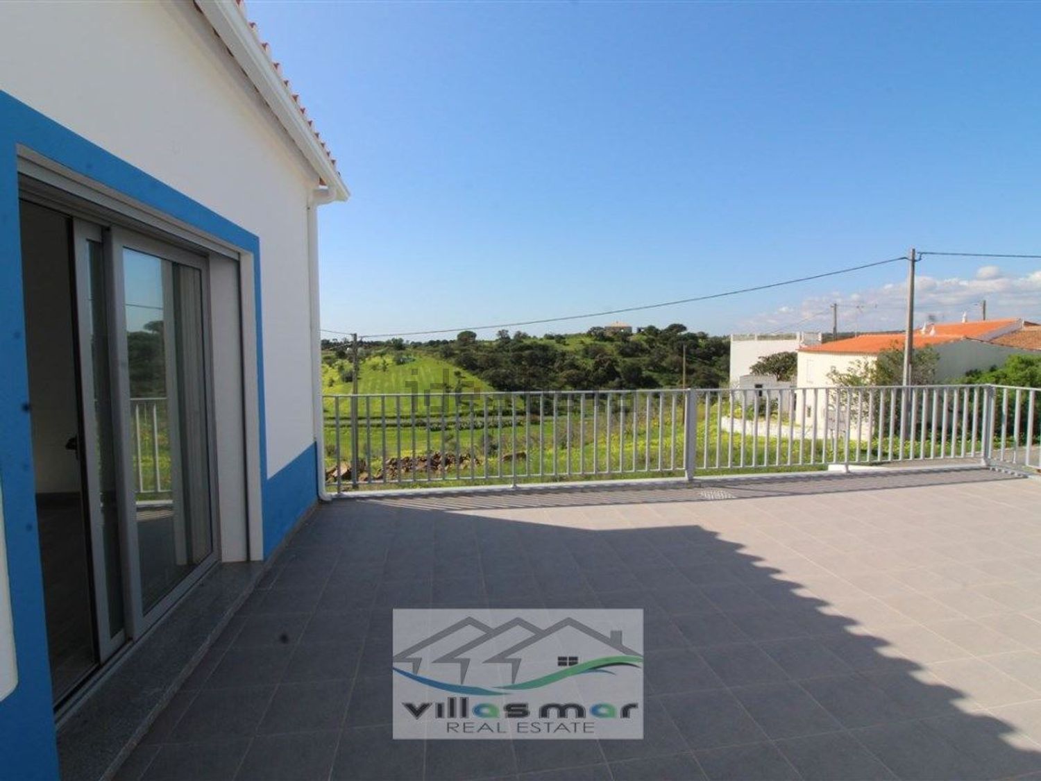 小楼房或独栋别墅出售在Centro de Castro Marim - 阳台
