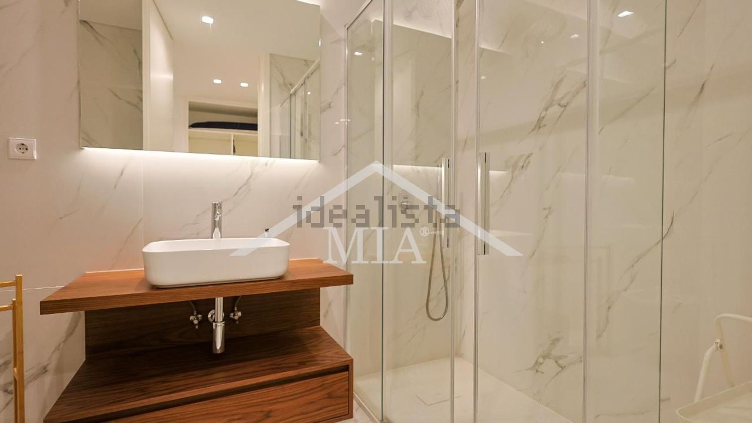 公寓 t4出售在Baixa - 卫生间