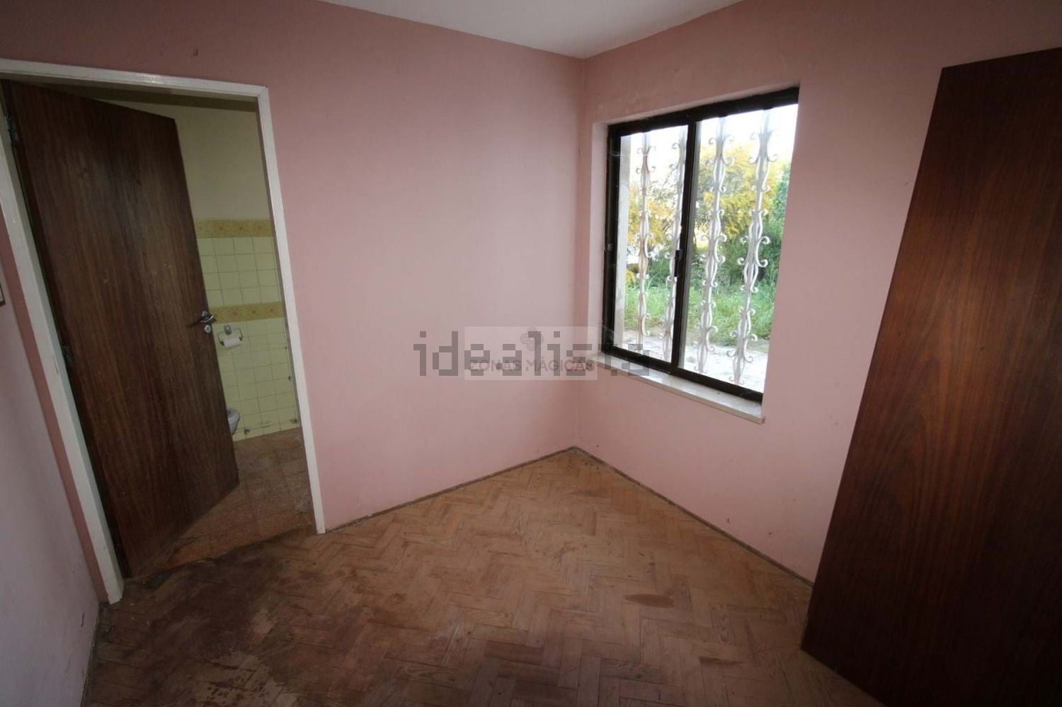 小楼房或别墅出售在Bensafrim e Barão de São João - 居住