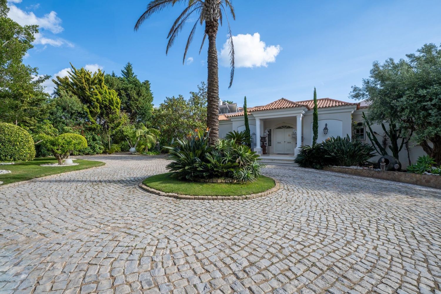 小楼房或独栋别墅出售Urbanização Quinta das Salinas, 74 - 外立面