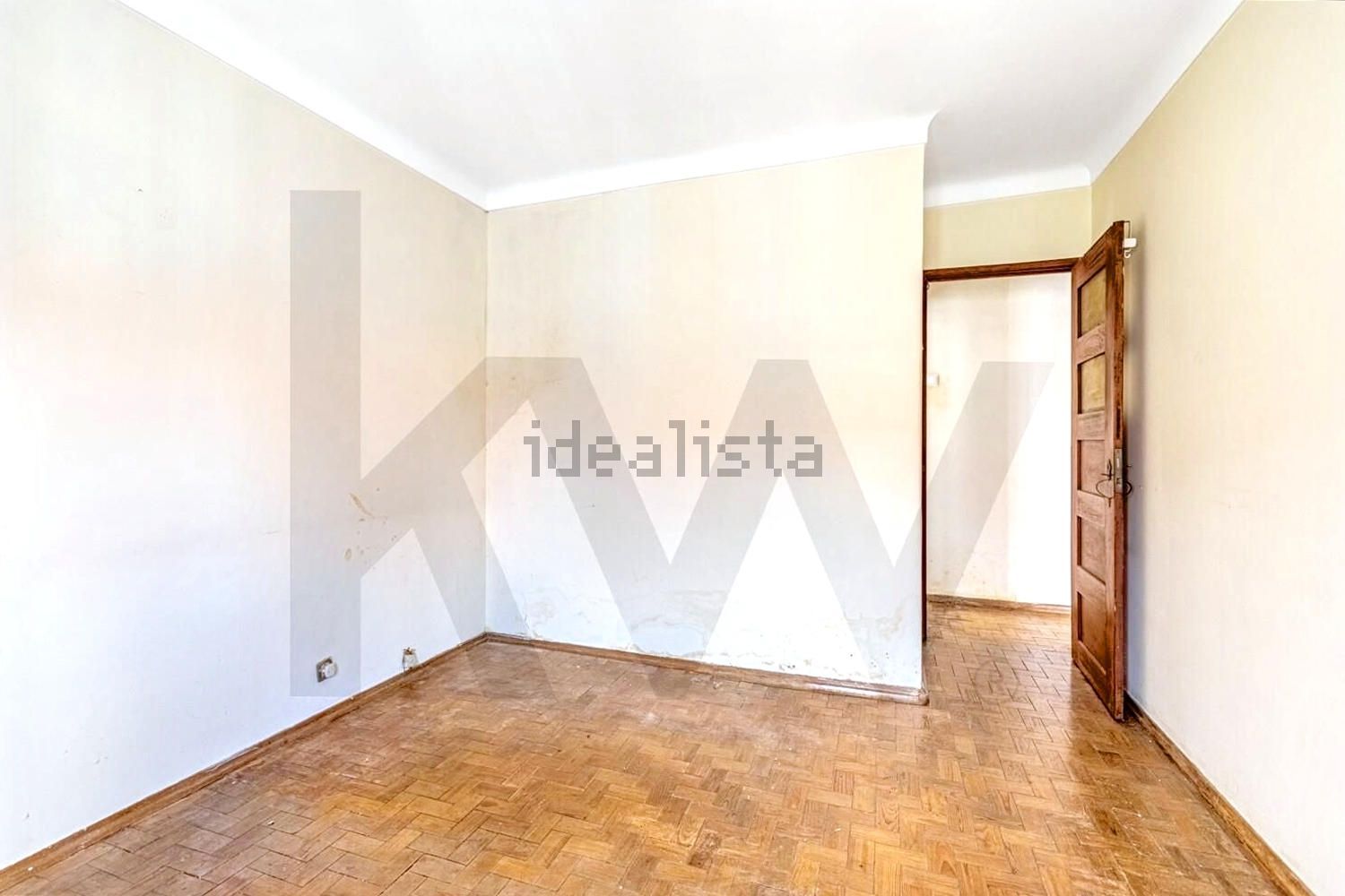 小楼房或别墅出售在Rua Maestro Raul Ferrão, 63 - 居住