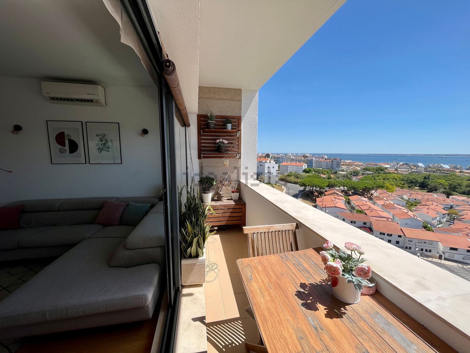 出租公寓 t3在Rua Engenheiro Cunha Leal, 36 - 露台