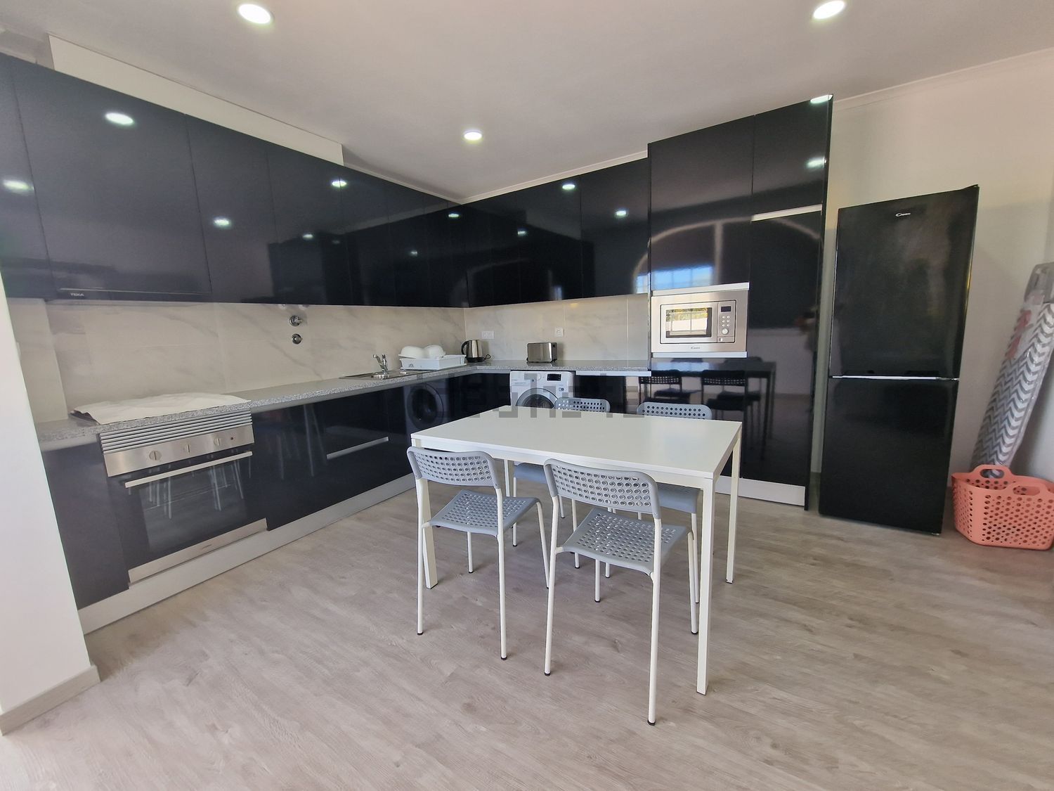 出租房间在Rua dos Combatentes da Grande Guerra, 3 - 厨房