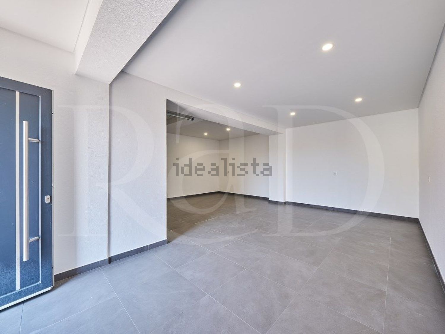 小楼房或独栋别墅出售在Rua do Massapêz, 43 - 停车位