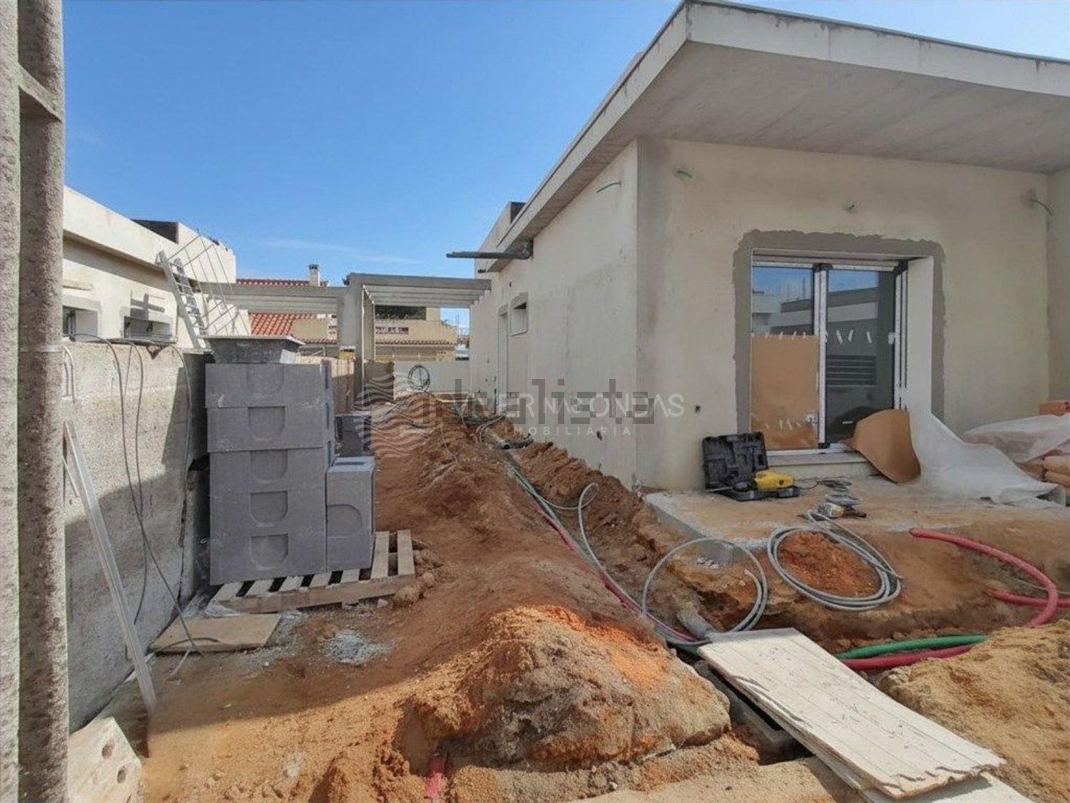 小楼房或独栋别墅出售在Pinhal do General - 照片