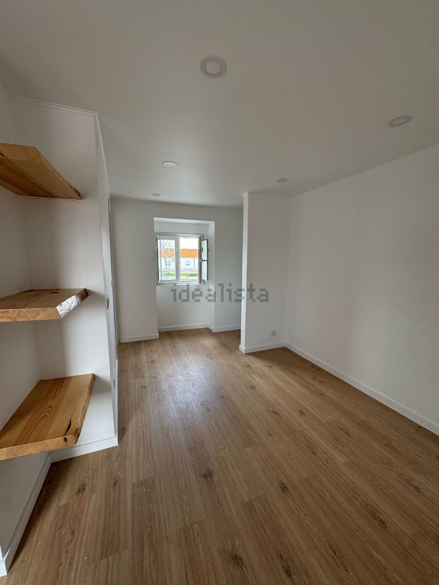 小楼房或独栋别墅出售在Largo da Aldeia, 22 - 居住