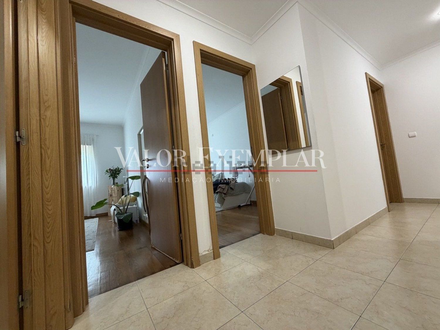 公寓 t3出售在Atalaia e Alto Estanqueiro - Jardia - 过道